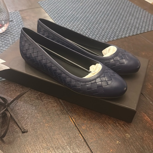 Bottega Veneta Navy Blue Women's Flats